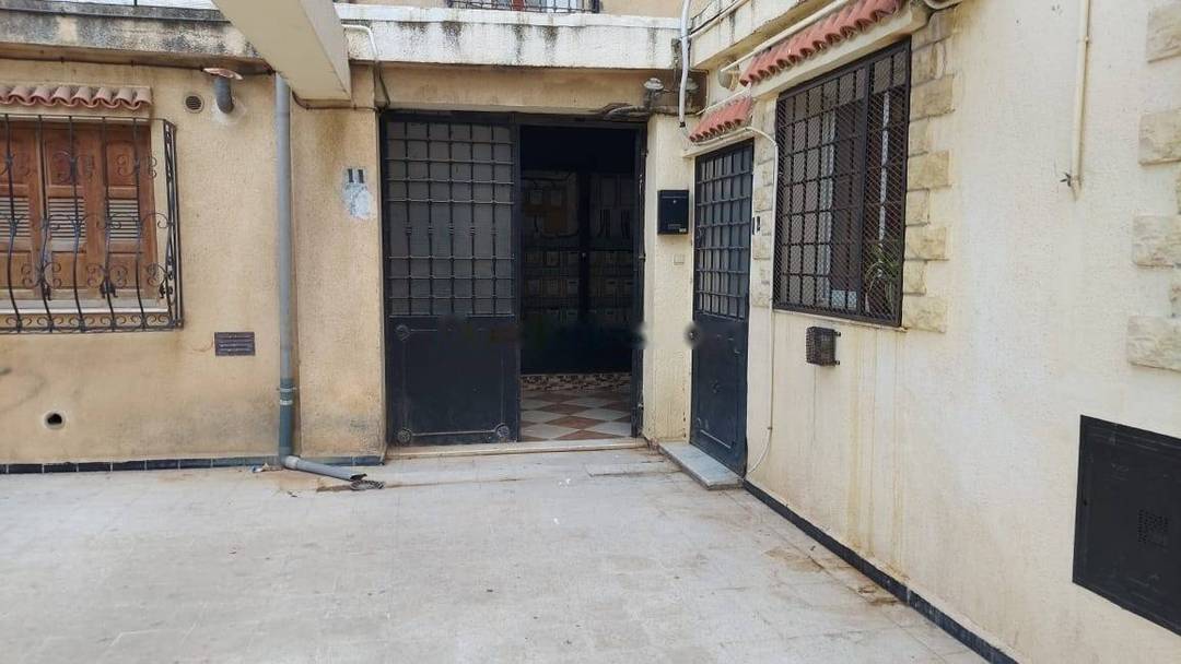 Location Niveau de villa F3 Birkhadem