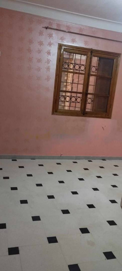 Location Niveau de villa F4 Birkhadem