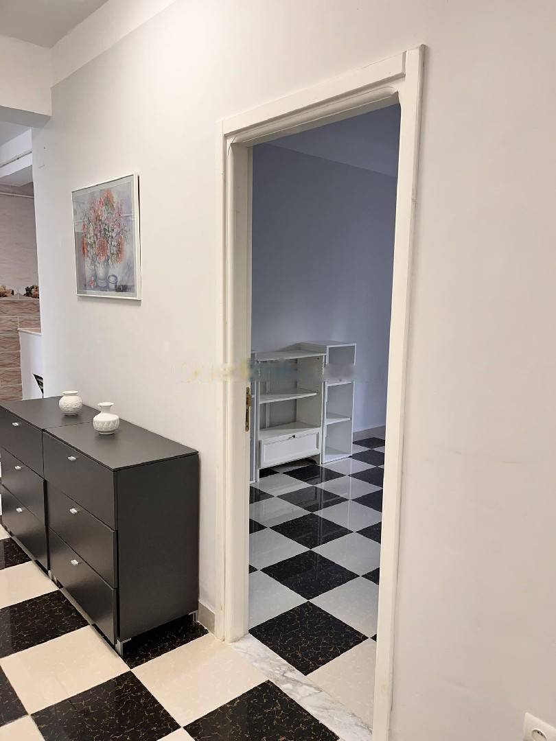 Location Appartement F5 Hydra