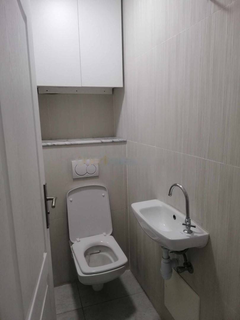 Location Appartement F4 Baba Hassen