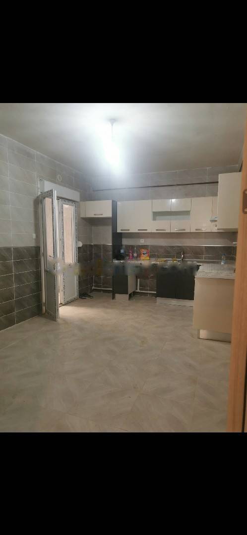 Location Appartement F5 Ain Benian