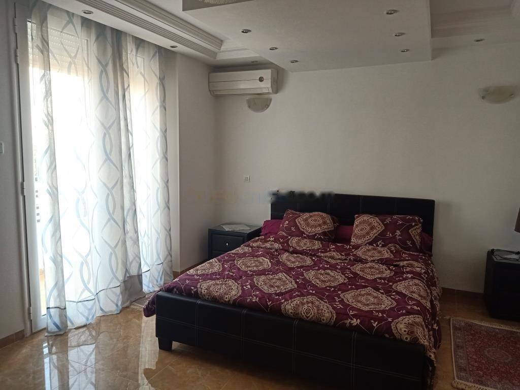 Location Appartement F4 Hydra