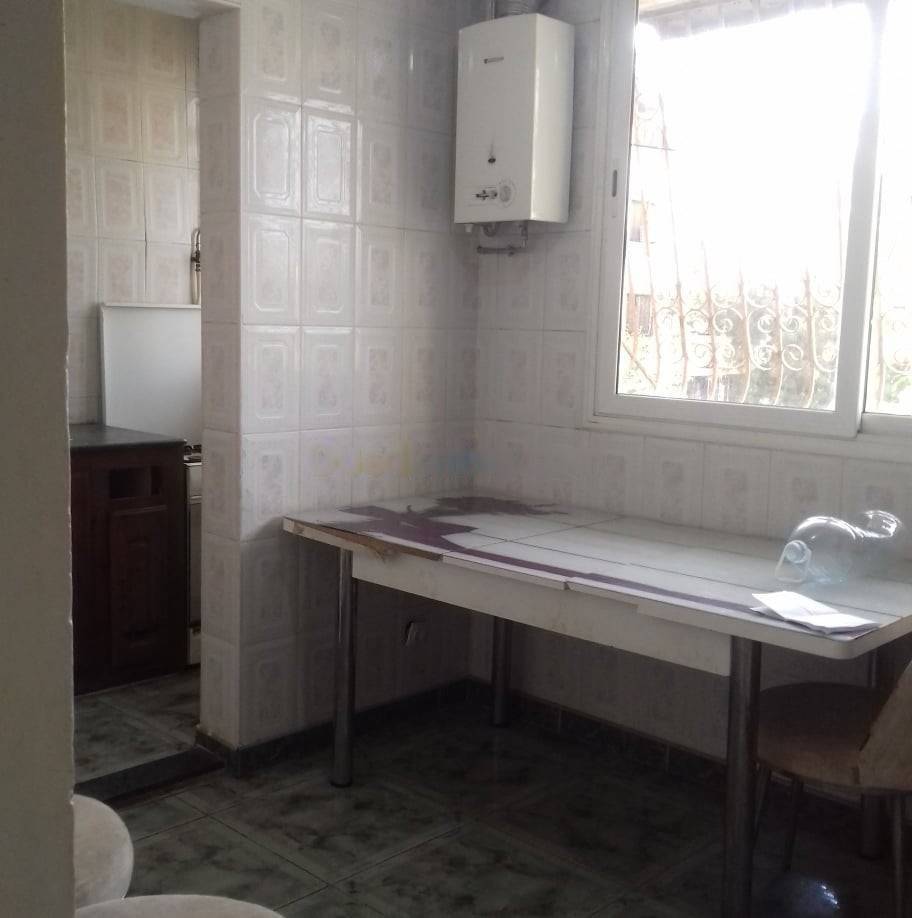 Location Appartement F4 Bab Ezzouar