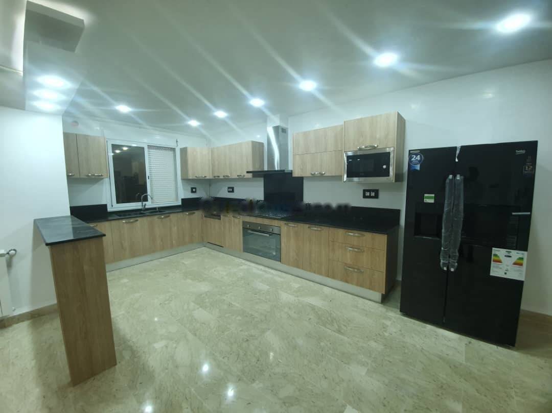 Location Appartement F5 Dely Ibrahim