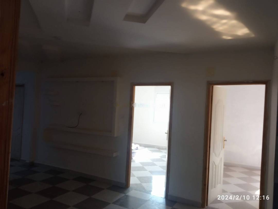 Location niveau de villa f3 douera 5