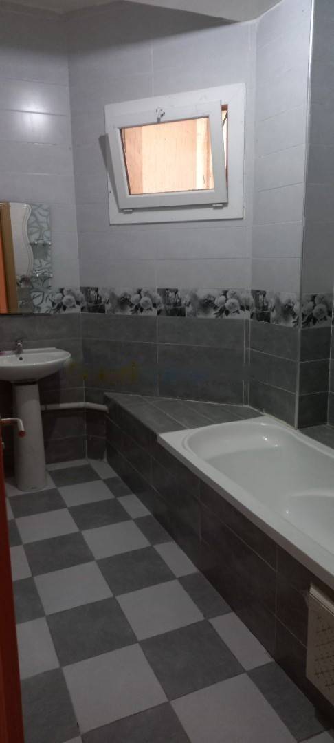 Location Appartement F4 Ouled Fayet