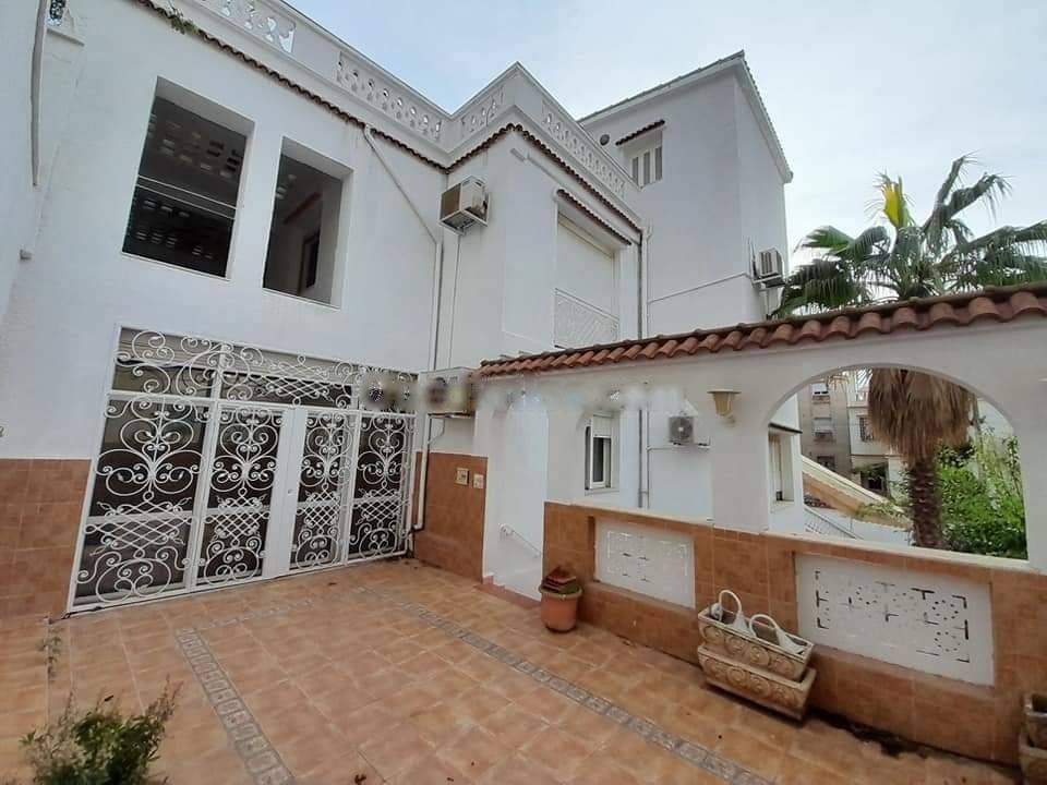 Vente Villa F6 Dely Ibrahim