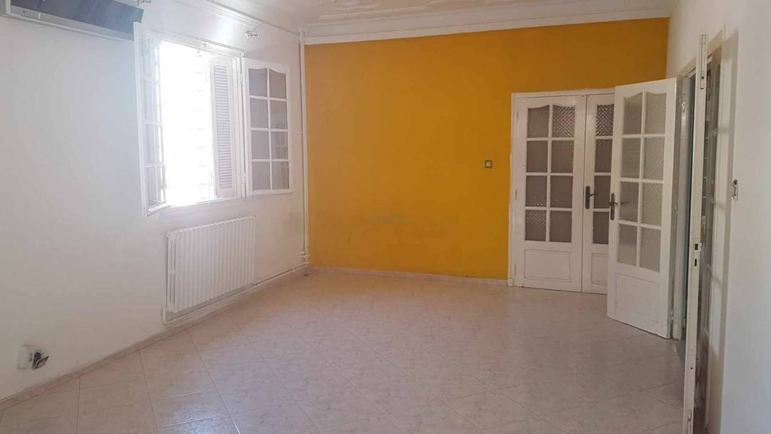 Location Niveau de villa F4 Cheraga