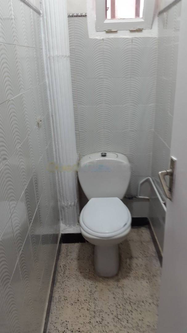 Location Appartement F5 Kouba