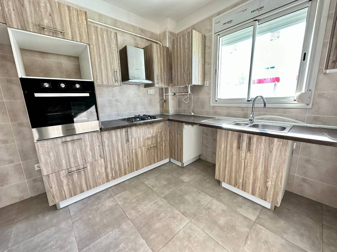 Location Appartement F4 Birkhadem