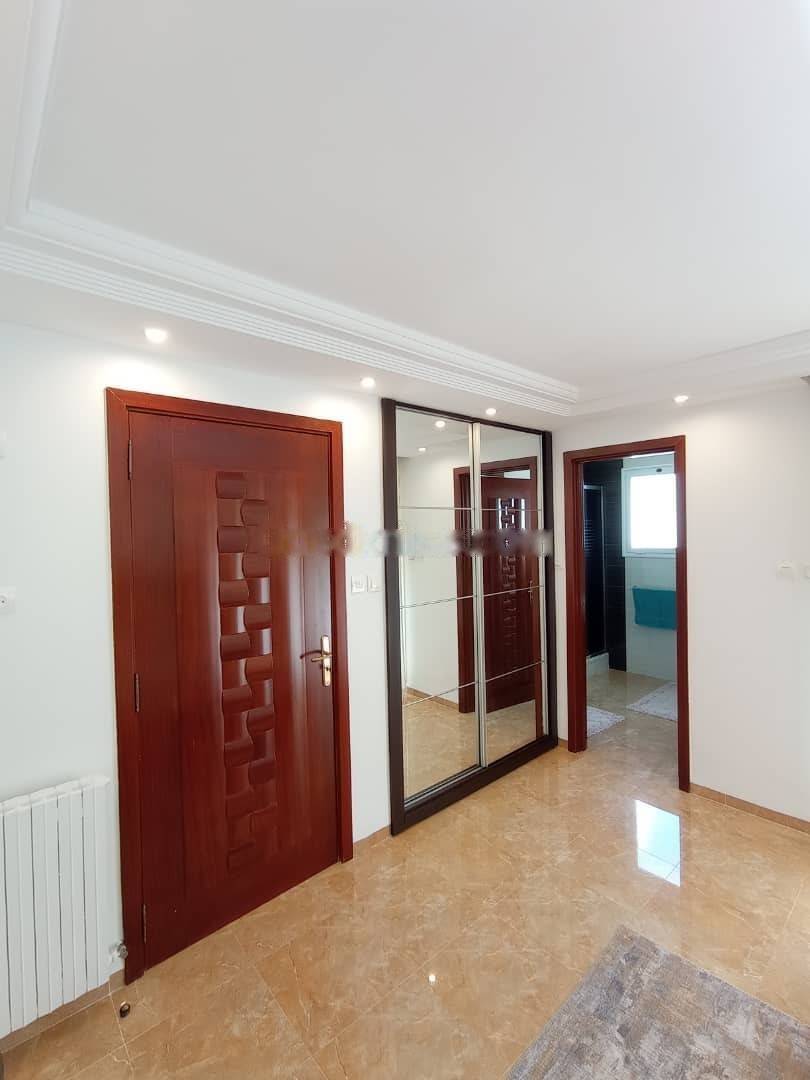 Location Appartement F4 Hydra