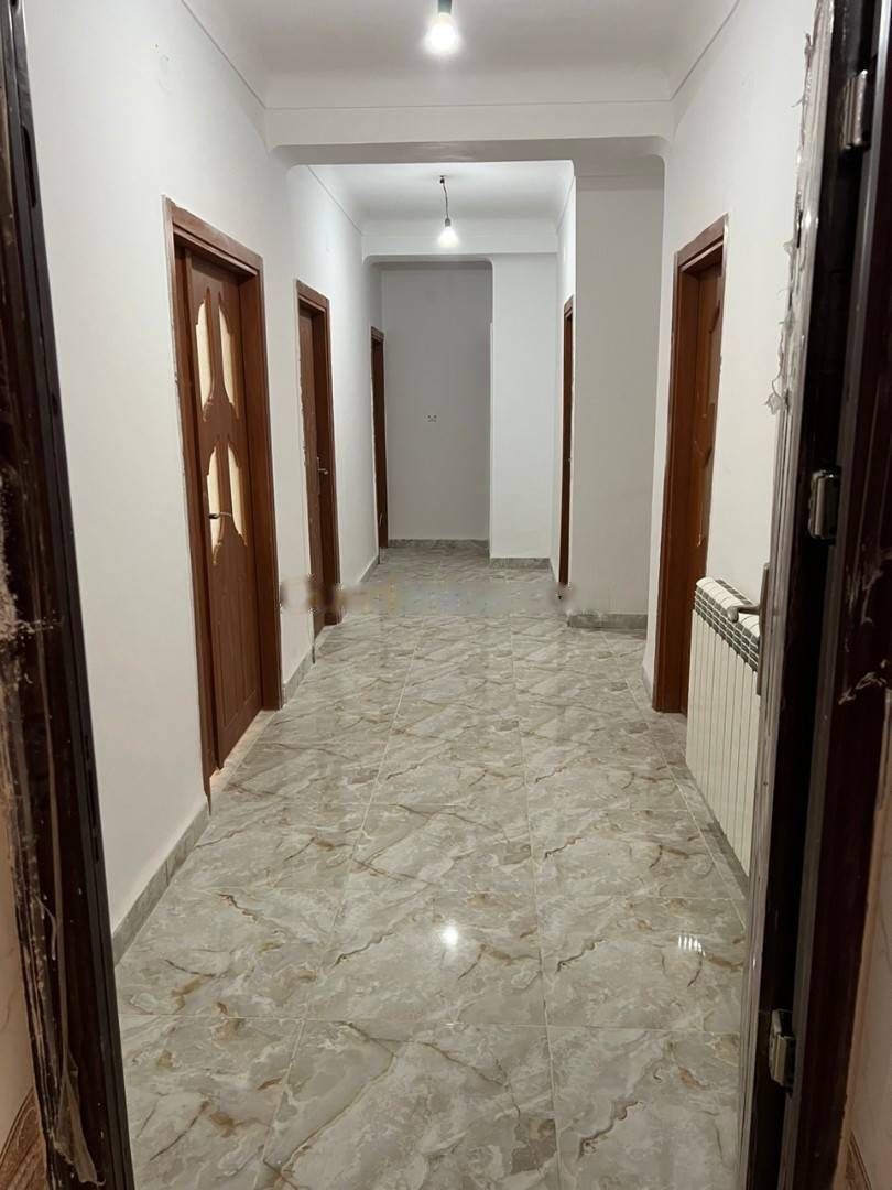  Vente appartement f4 bab ezzouar