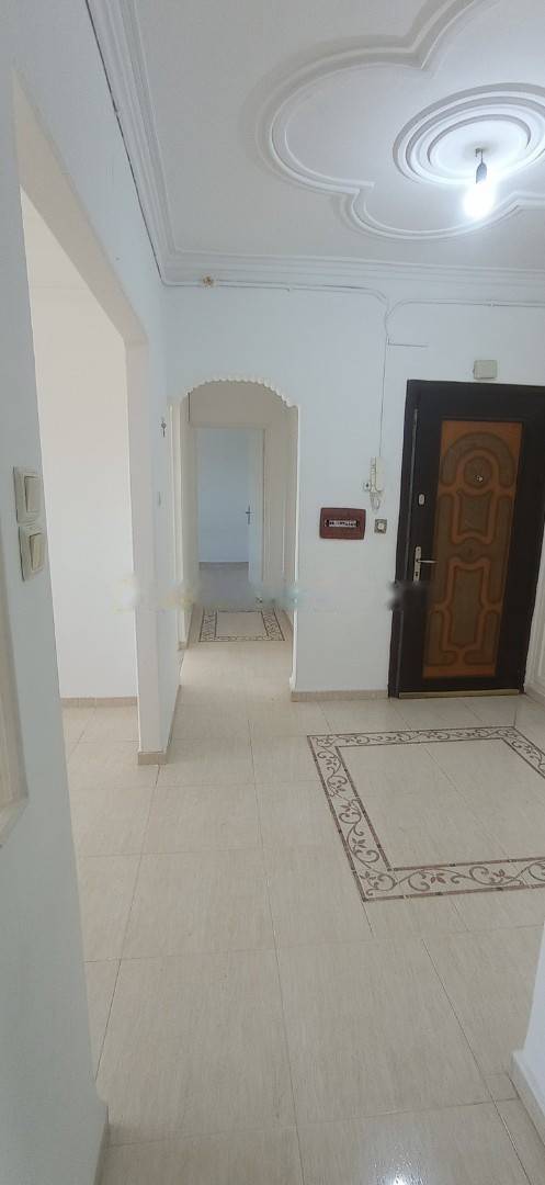 Location Appartement F4 El Achour