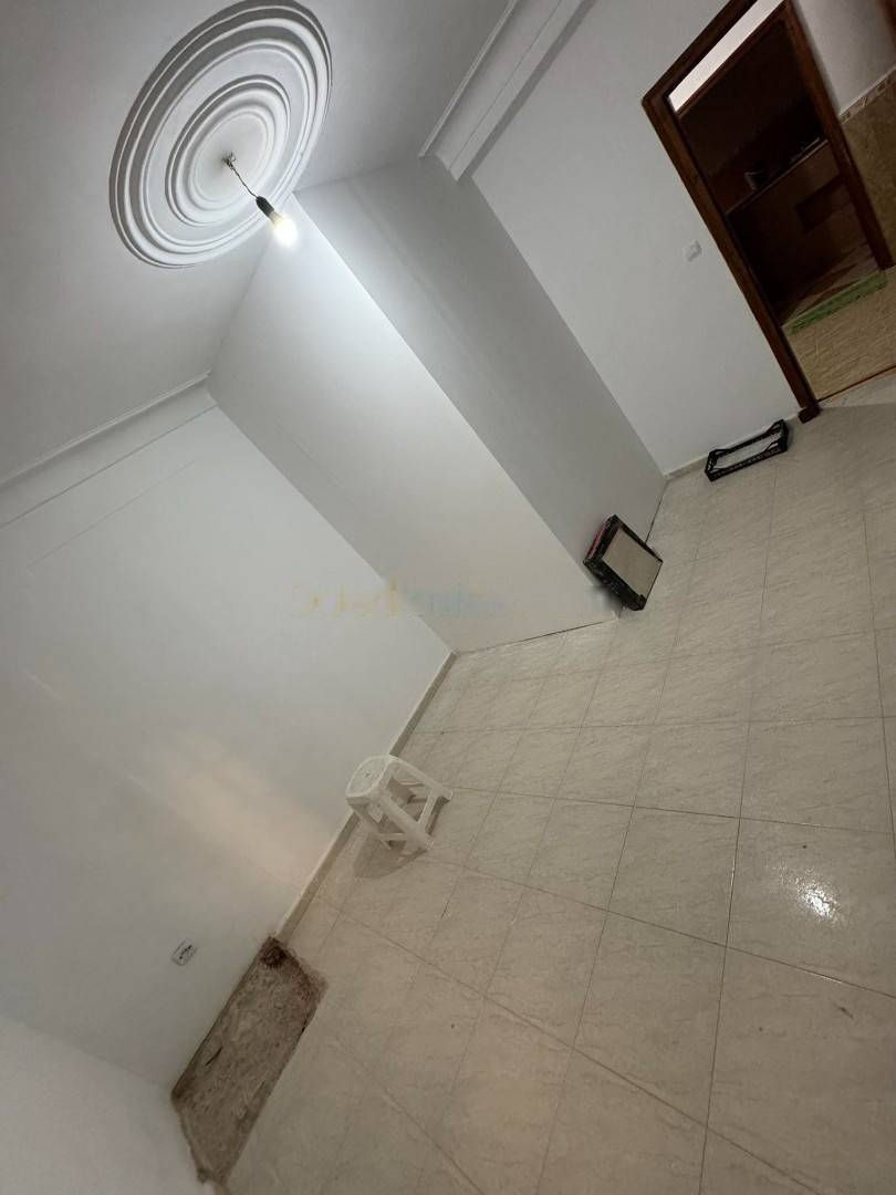 Location Appartement F4 Dar El Beida