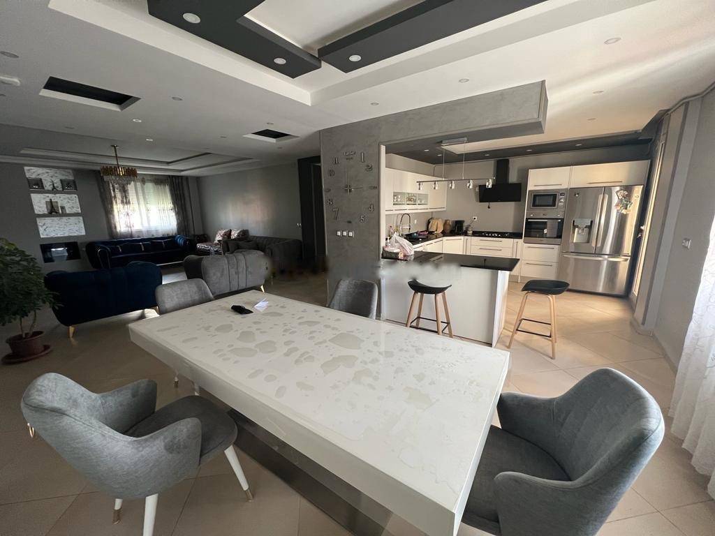 Location Appartement F4 Dely Ibrahim