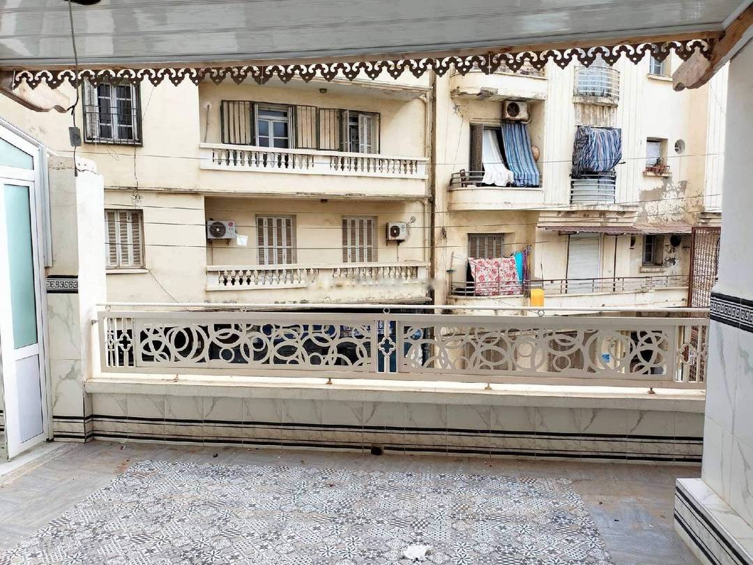 Vente Appartement F3 Hussein Dey