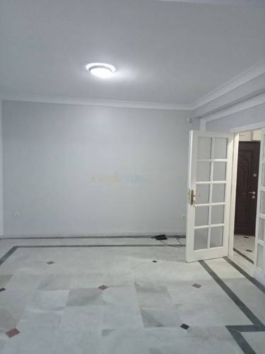 Location Appartement F4 Hydra