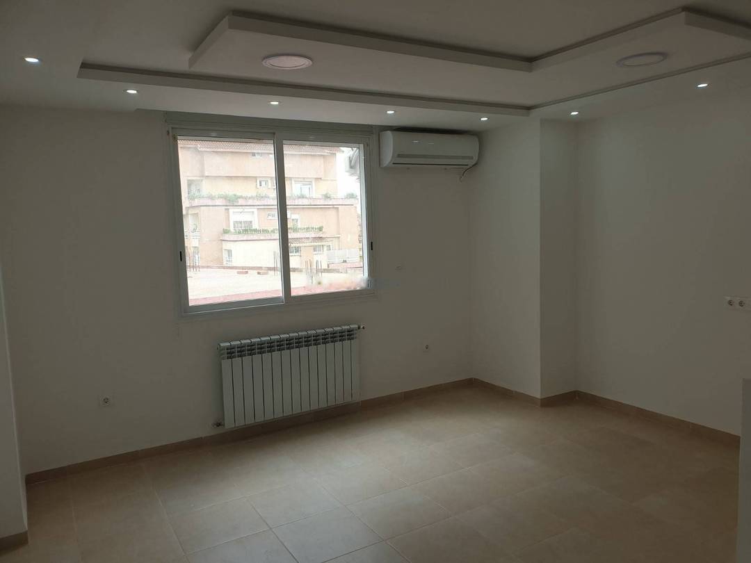 Location Appartement F4 El Achour