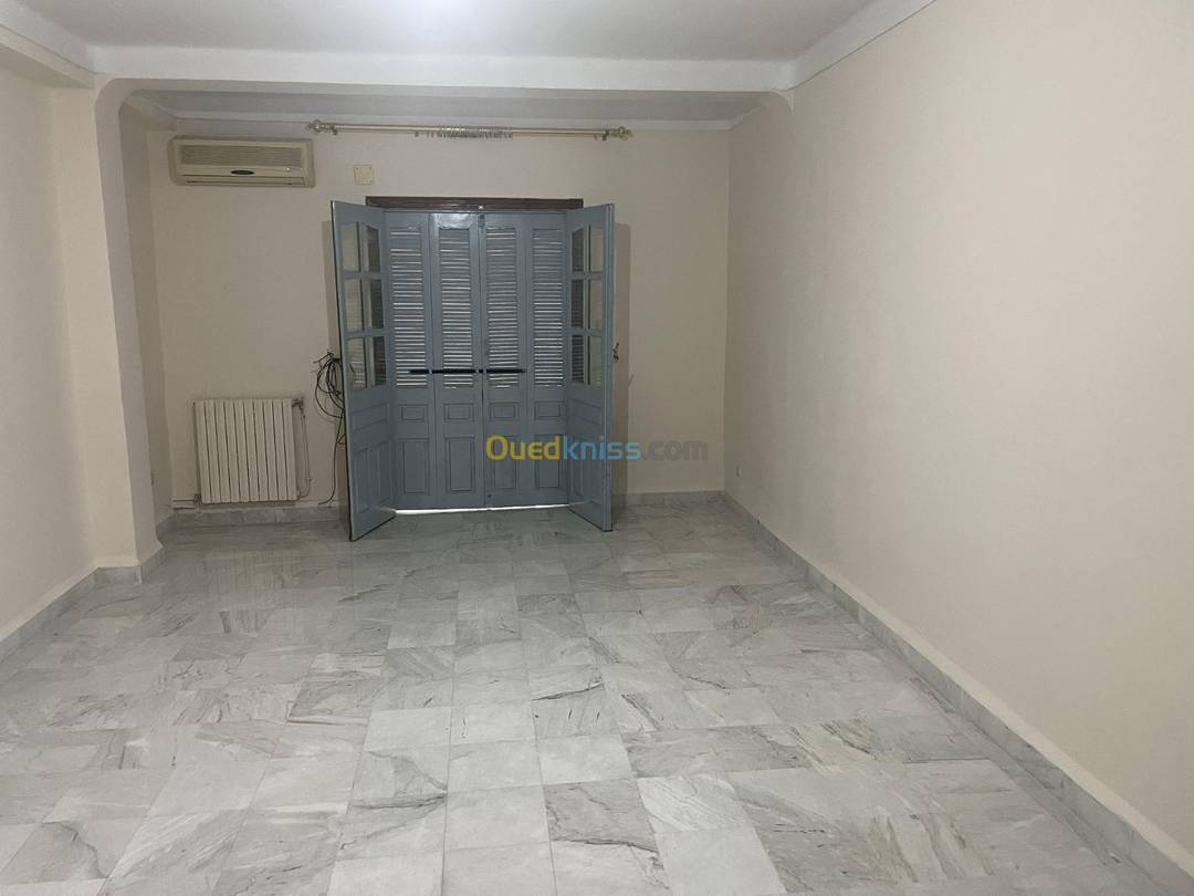 Location Appartement F4 Birkhadem