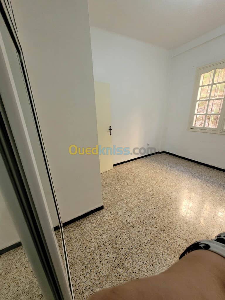 Location Appartement F3 Djasr Kasentina