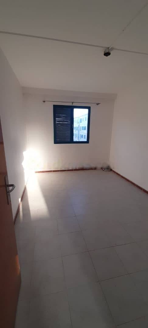 Location Appartement F3 Dely Ibrahim