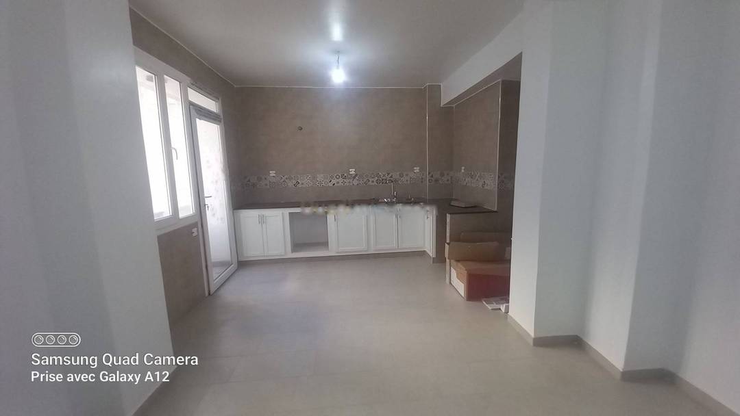 Location Appartement F5 Hydra