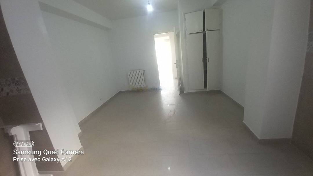 Location Appartement F5 Hydra