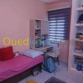 Location Appartement F4 Souidania