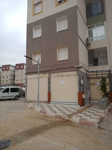 Vente Local F0 Souidania