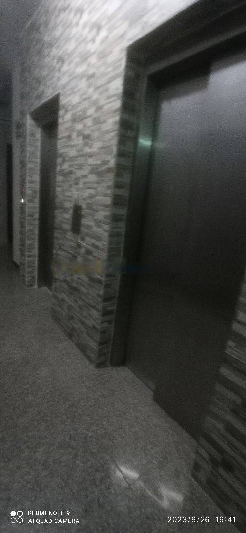 Location Appartement F4 Dely Ibrahim
