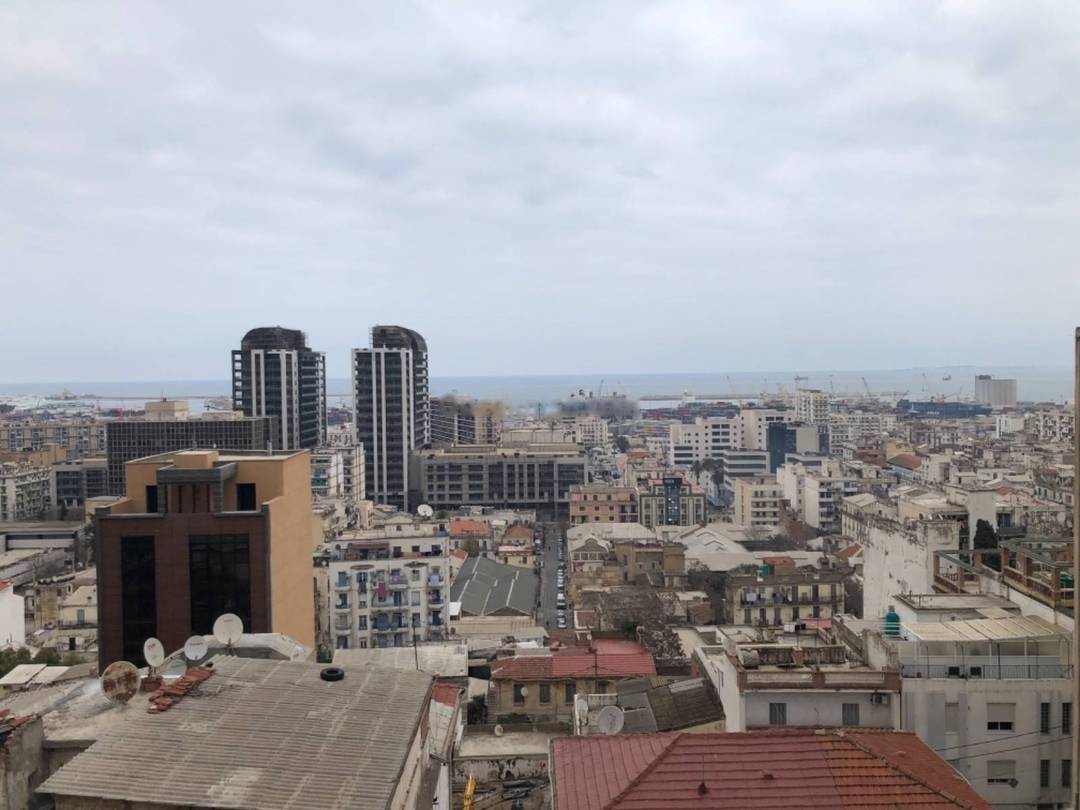 Location niveau de villa f3 sidi m'hamed