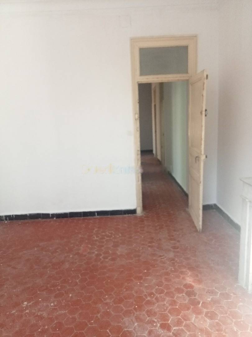 Vente Appartement F5 Sidi M'Hamed