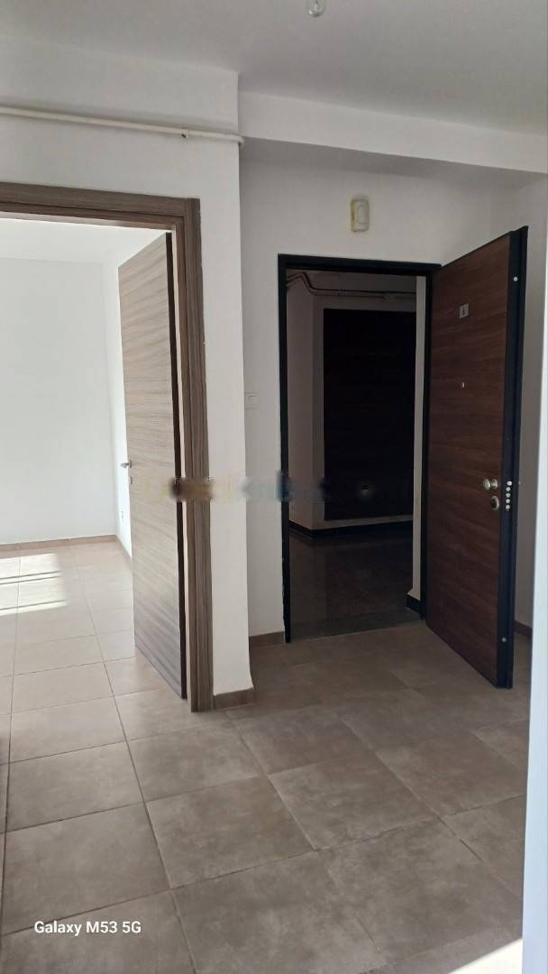 Location Appartement F3 Birkhadem