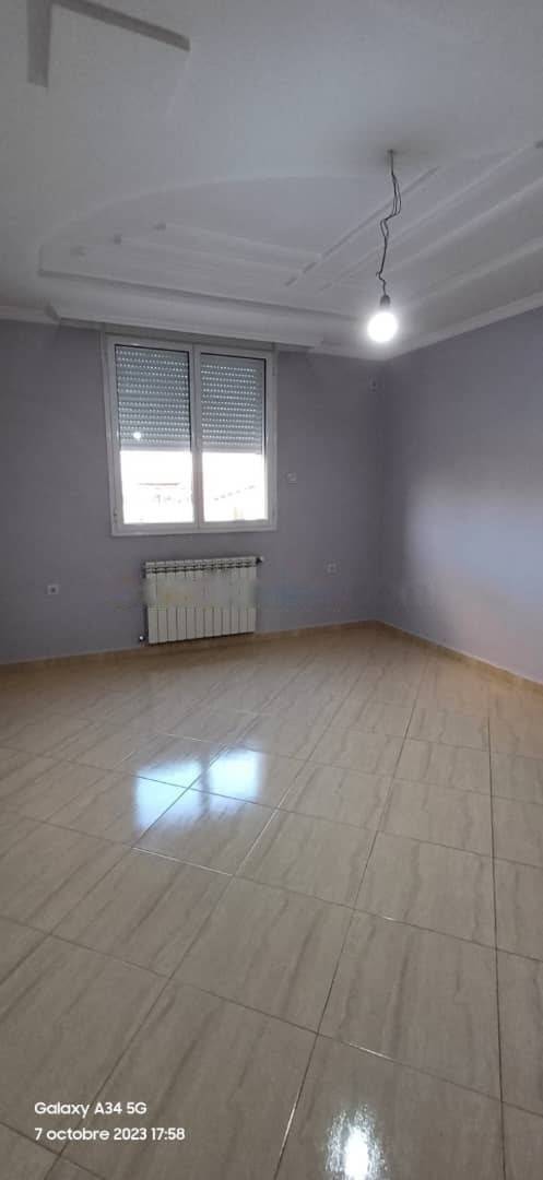 Location Niveau de villa F3 Birkhadem