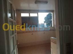 Location Appartement F4 Hydra