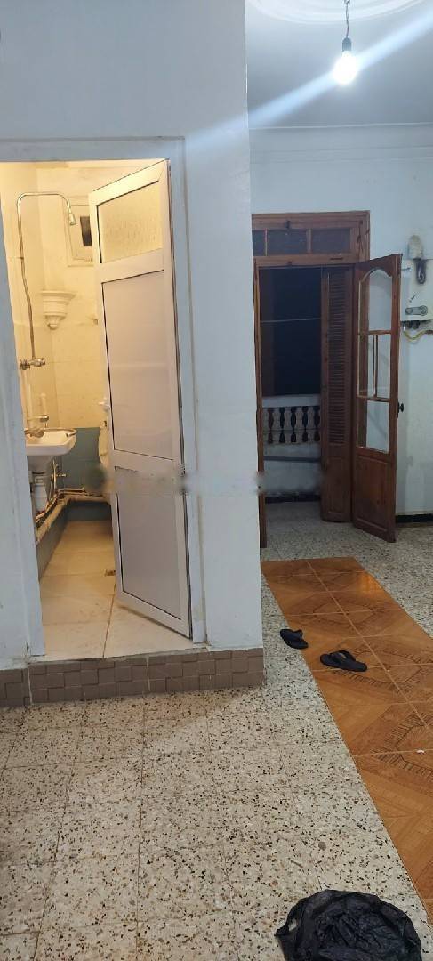 Location Niveau de villa Djasr Kasentina