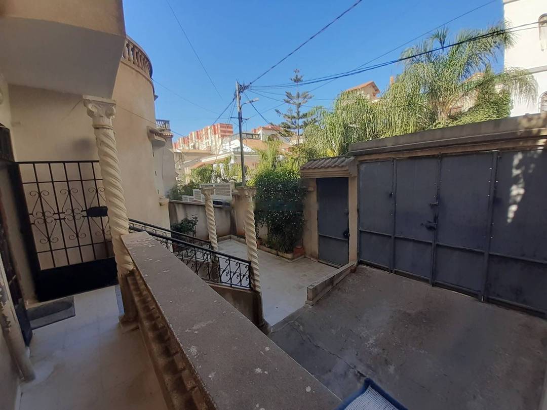 Location Niveau de villa F4 Baba Hassen