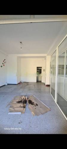 Location Local F3 Souidania