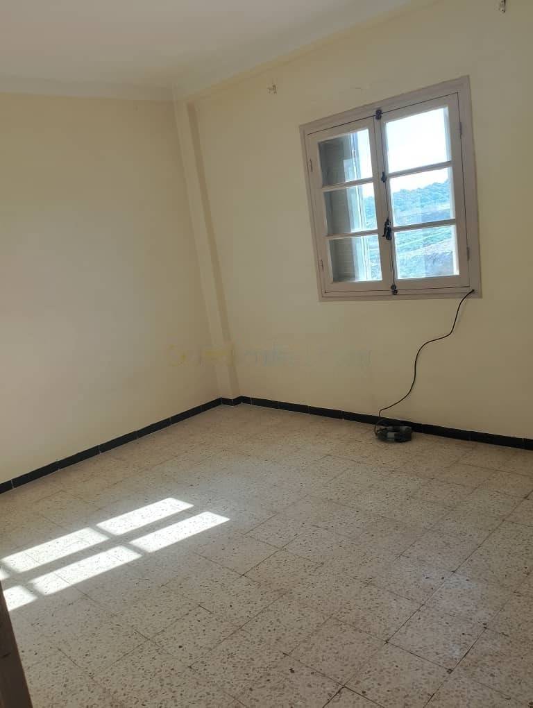 Location Appartement F3 Baba Hassen