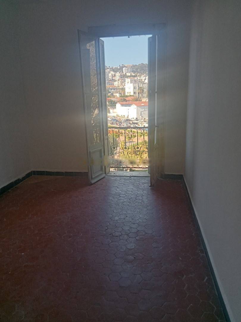 Vente Appartement F5 Sidi M'Hamed