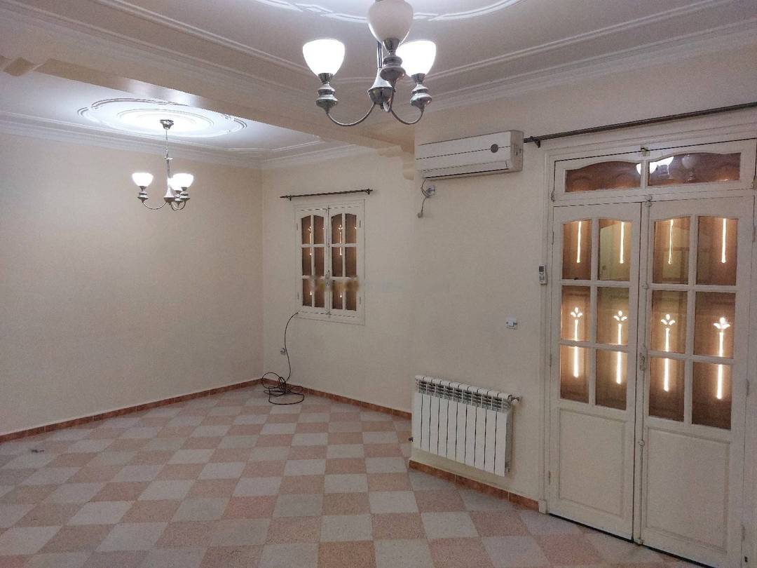 Location Niveau de villa F4 Dar El Beida