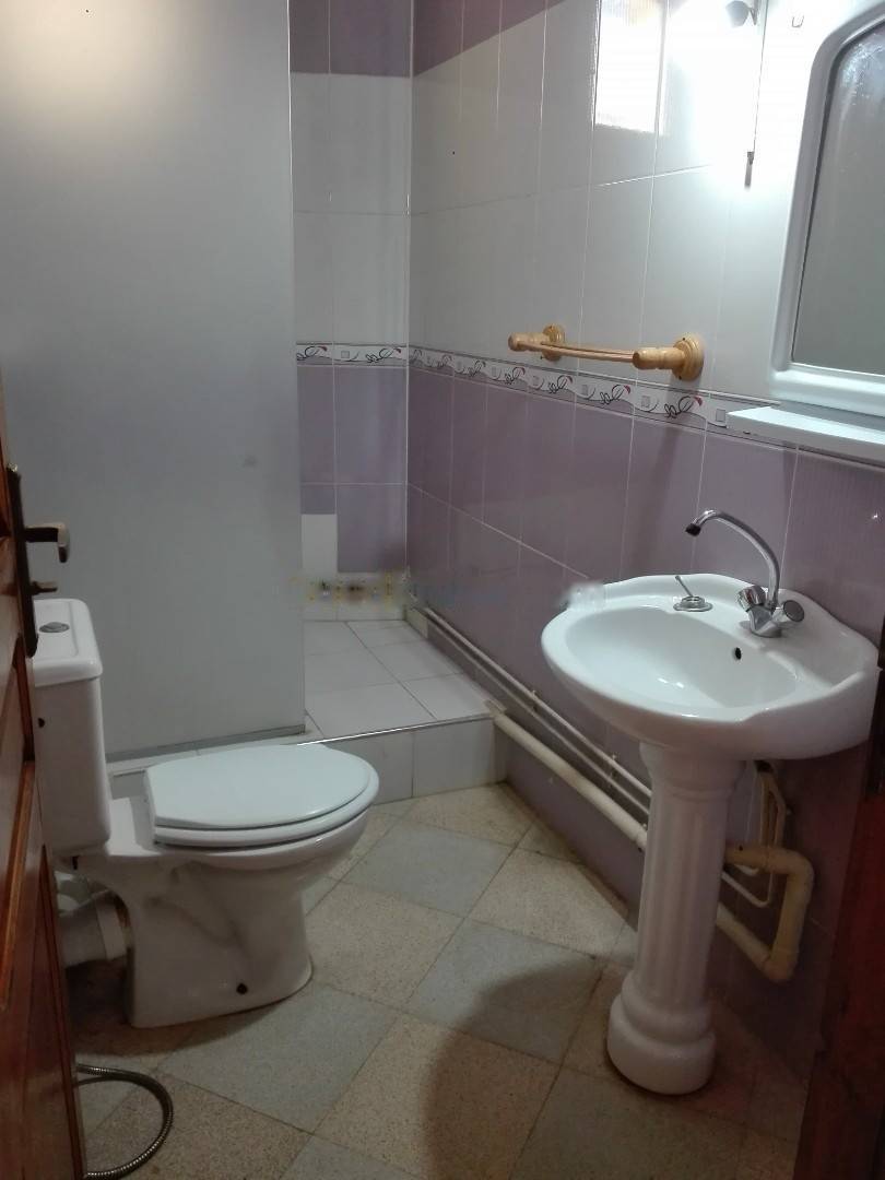 Location Niveau de villa F3 Ouled Fayet