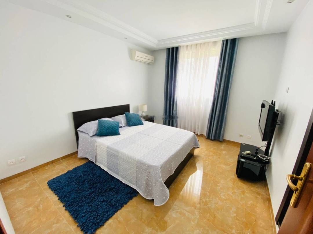 Location Appartement F4 Hydra