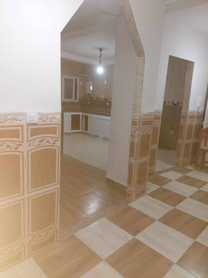 Location Niveau de villa F4 Baba Hassen