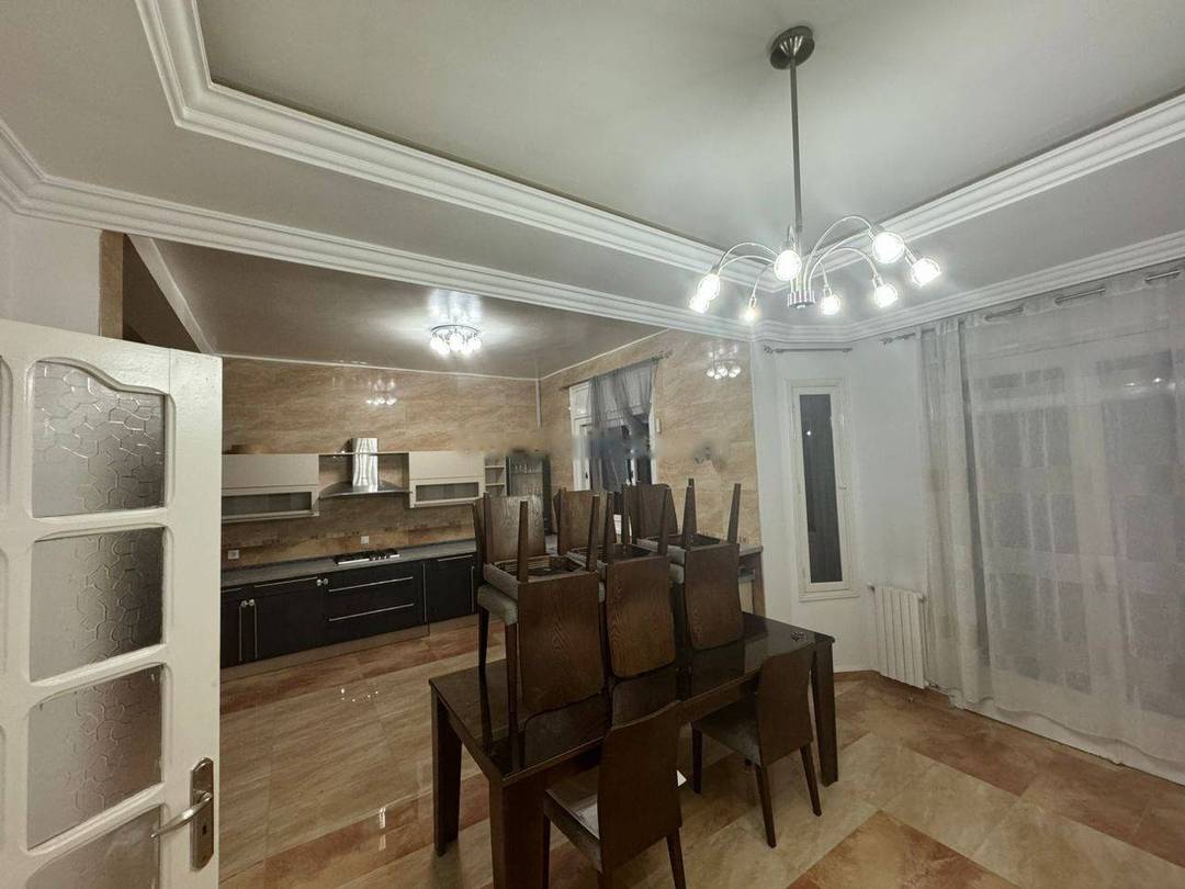 Location Appartement F4 Hydra