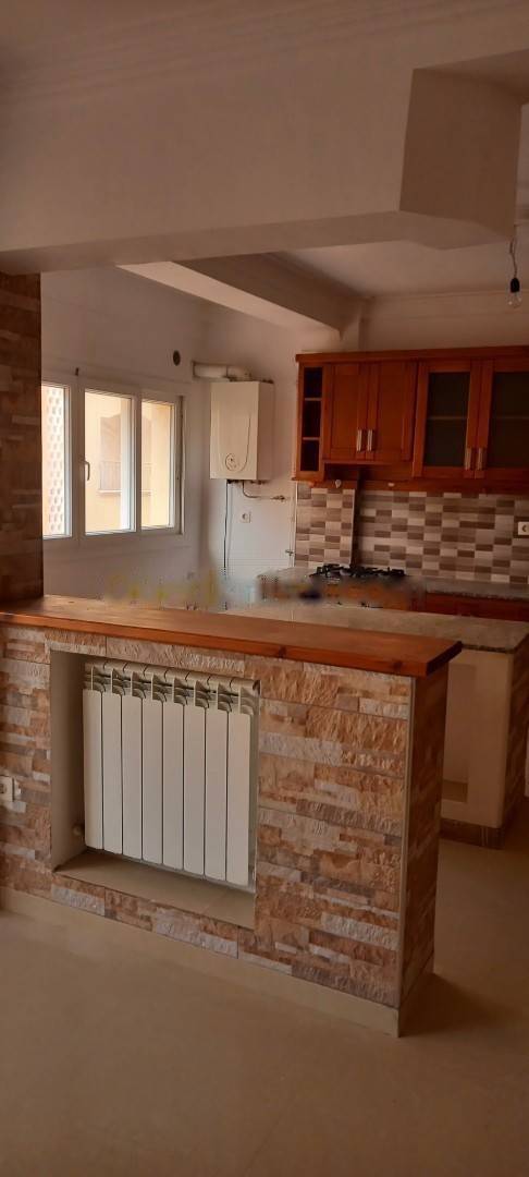 Location Appartement F4 Bordj El Bahri