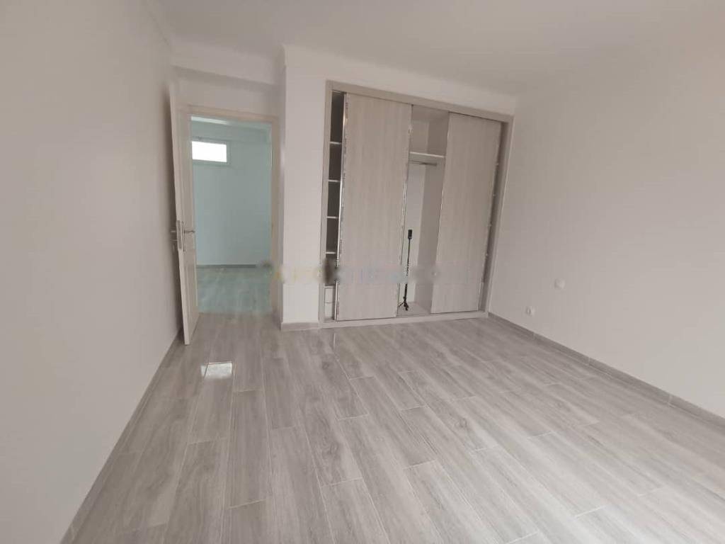 Location Appartement F3 Hydra