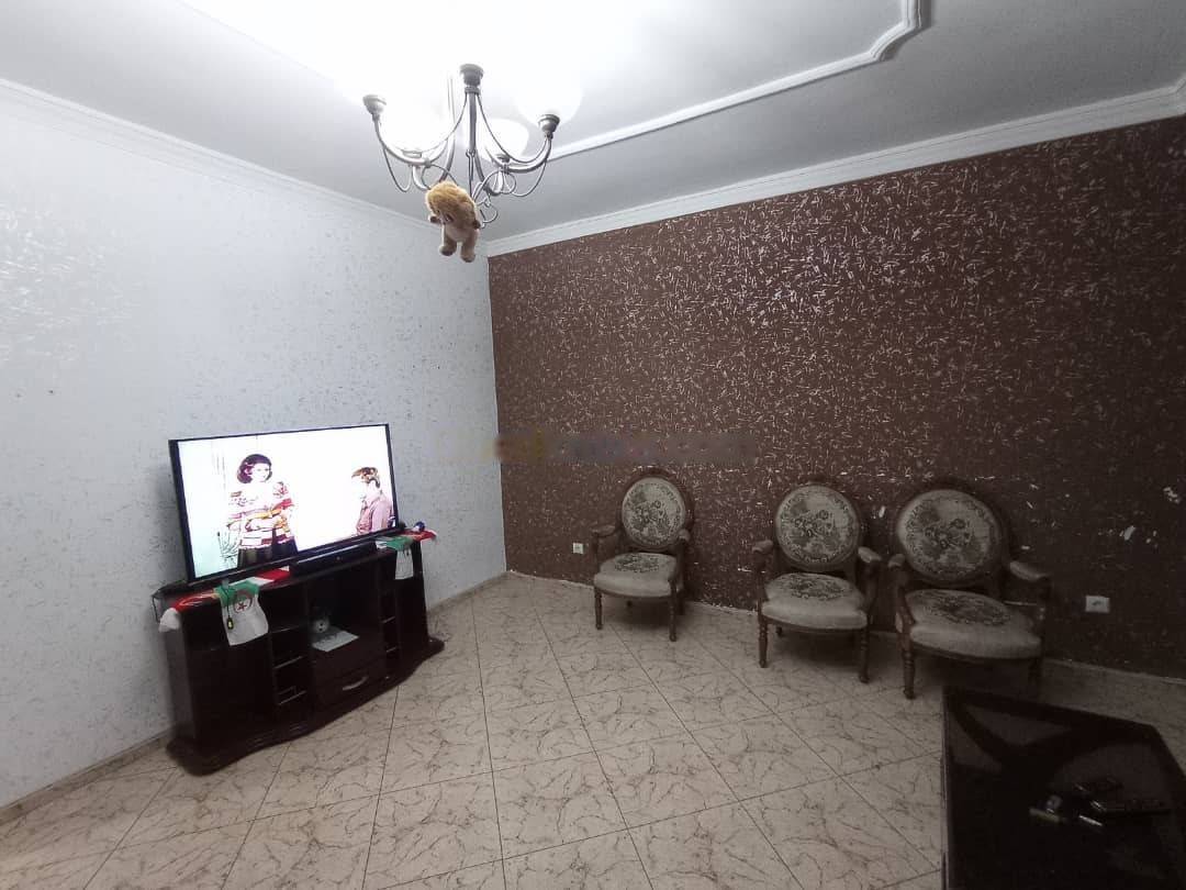 Location Appartement F3 Bab Ezzouar