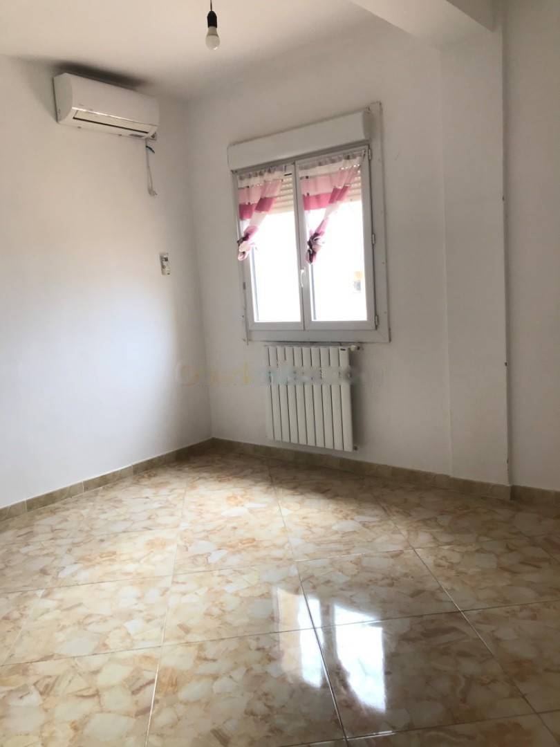 Location Appartement F4 Staoueli