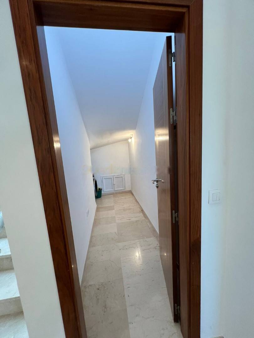 Location Appartement F6 Bir Mourad Rais